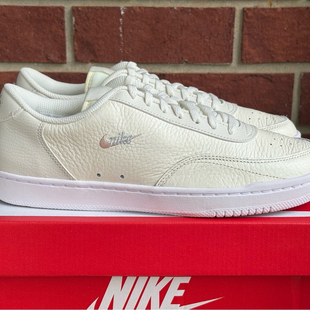 Nike Court Vintage PRM Washed Coral Womens New Sneakers NIB Retro Shoes